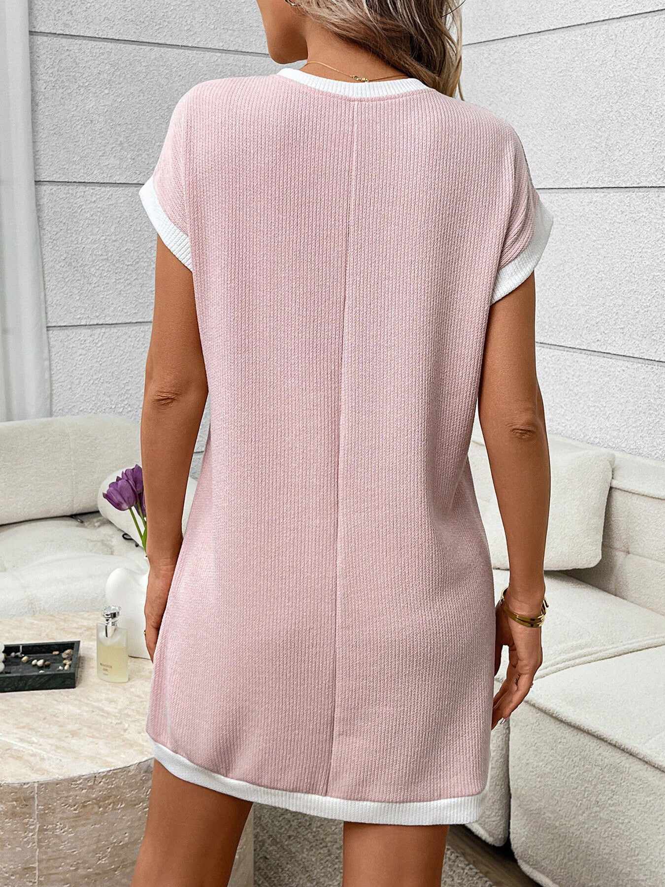 097df7048a4046b79841ce24bd3a2485-Max